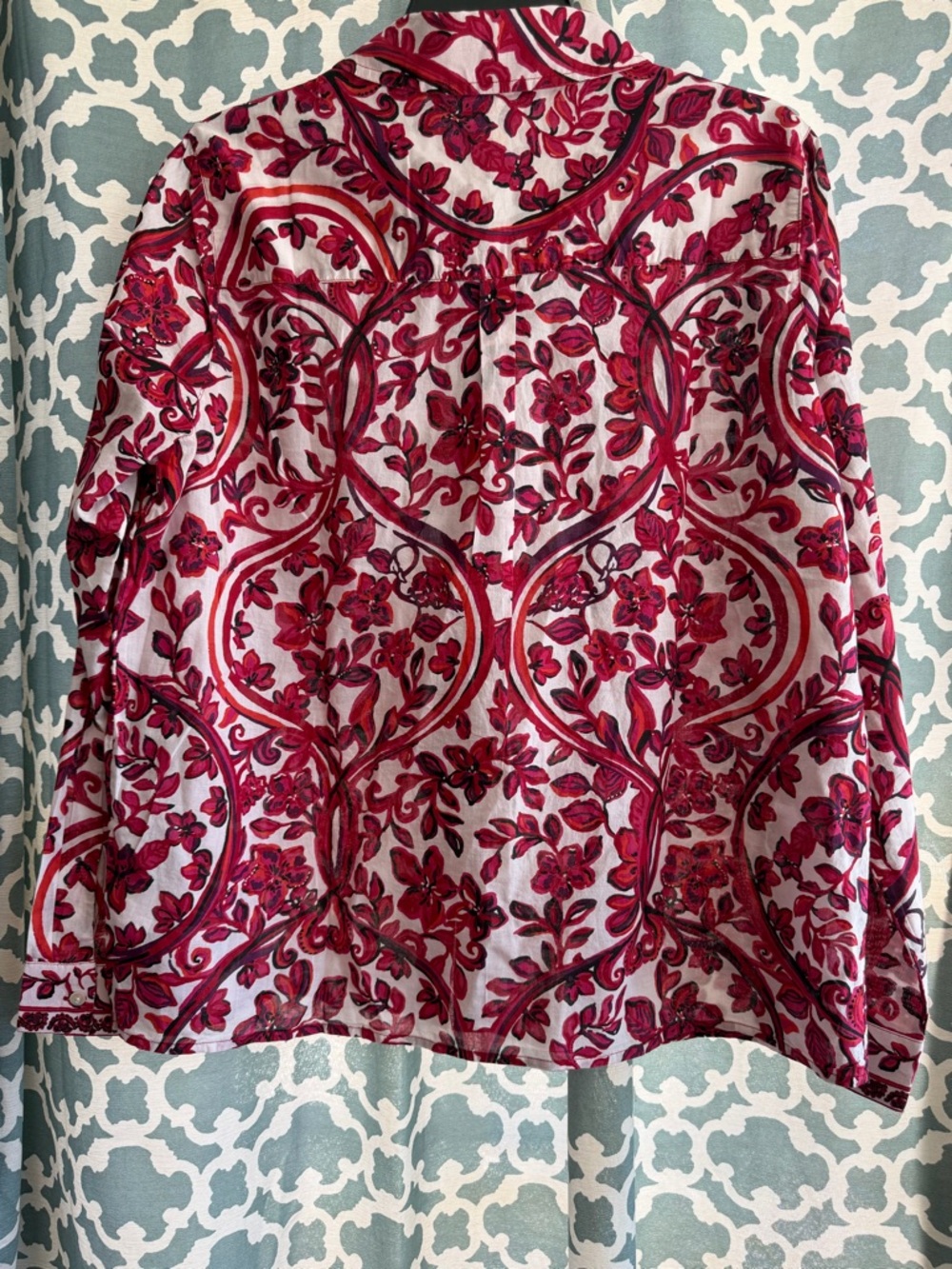 NEW LILLY PULITZER Pink, White and Red Floral Embroidered Button Down Top NWT 🌷 - Picture 2 of 7
